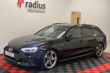 Audi A4 Avant 2.0 TDI 40 Black Edition S Tronic quattro Euro 6 (s/s) 5dr (Estate)